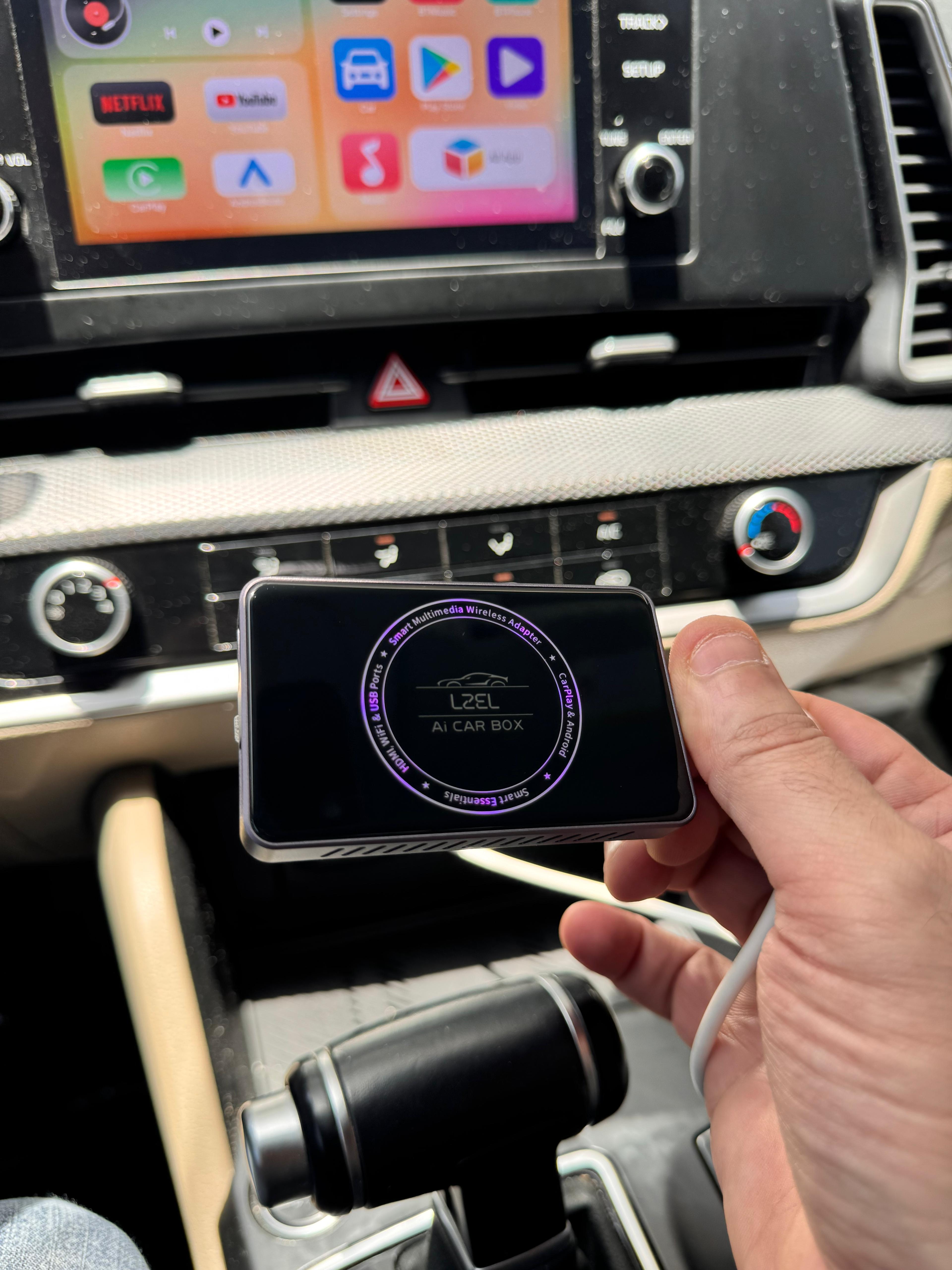 محول Carplay لاسلكي من ليزل 3 في 1 مع USB-Cو USB-A و HDMI و يدعم بلوتوث و واي فاي محول Carplay لاسلكي من ليزل 3 في 1 مع USB-Cو USB-A و HDMI و يدعم بلوتوث و واي فاي